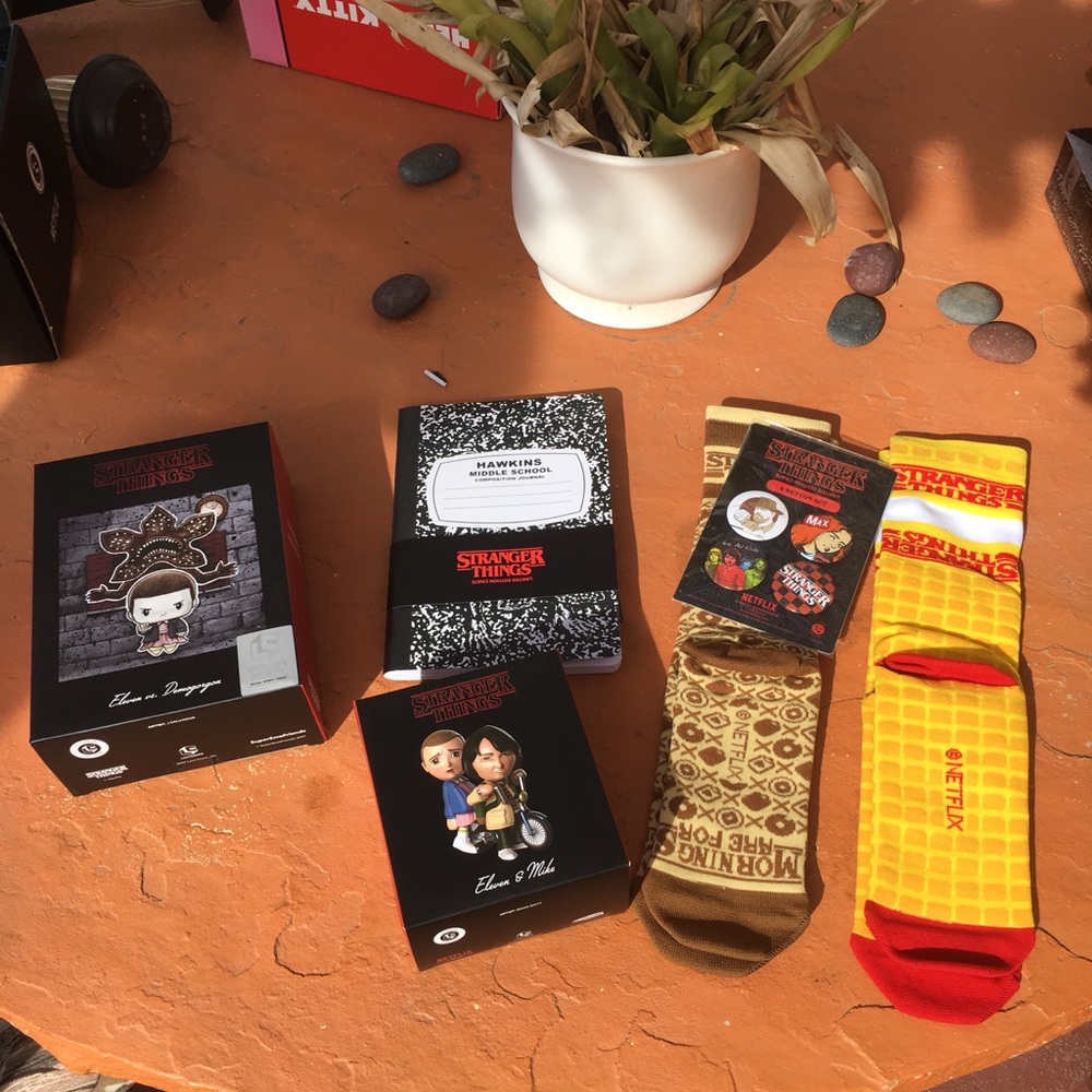 Stranger Things Loot Crate Exclusive Items